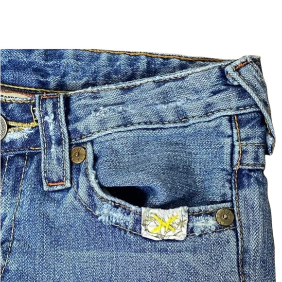 True Religion Flare Leg Floral Patchwork Quilted Distressed Jeans - Picture 4 of 10